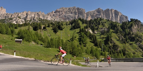 Cycling in the Dolomites, Italy on 1Vigor